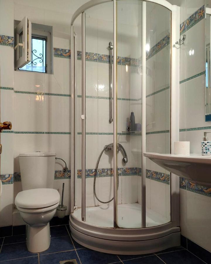 Don Bazilio Seahouse Apartment เลปโตการายา ภายนอก รูปภาพ