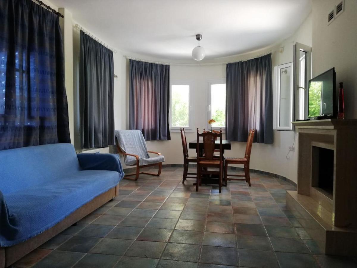 Don Bazilio Seahouse Apartment เลปโตการายา ภายนอก รูปภาพ